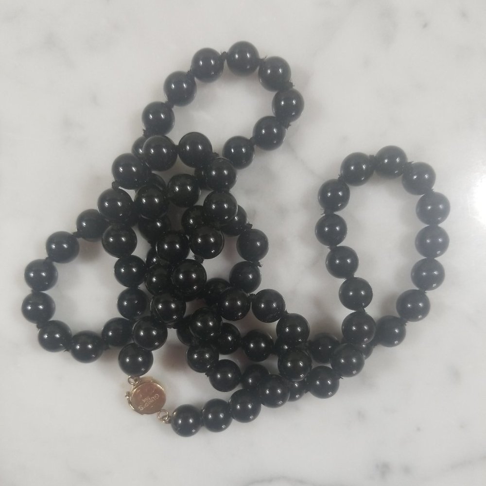 RARE GUMPS VINTAGE ROUND BLACK ONYX 31" CHINESE SHOU 14K YG GOLD NECKLACE STRAND